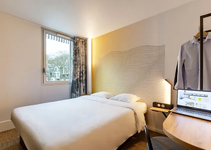 B&B HOTEL Lille Centre Grand Palais