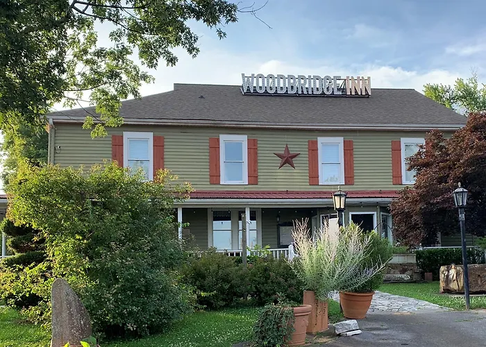 Woodbridge Inn & Tavern