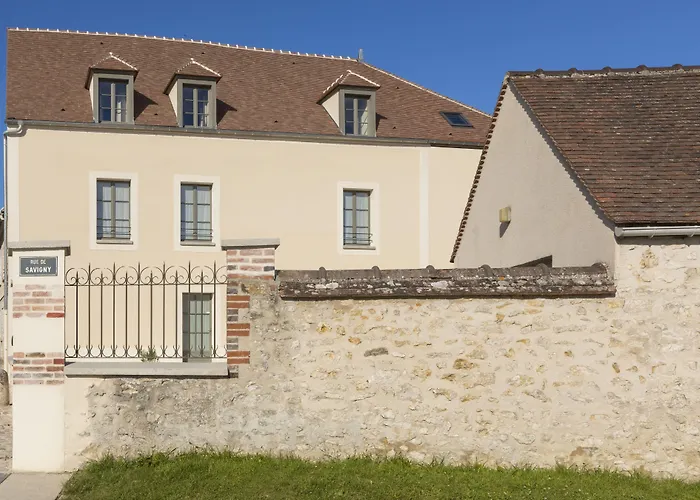 Residence The Originals Demeure des Remparts