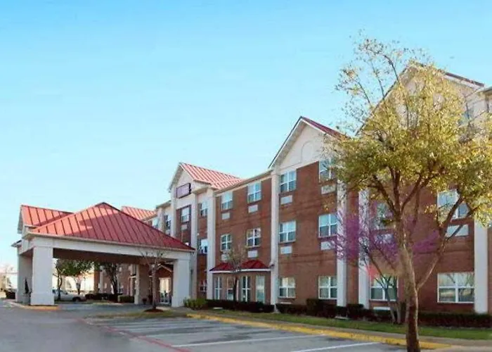 Quality Suites Addison-Dallas