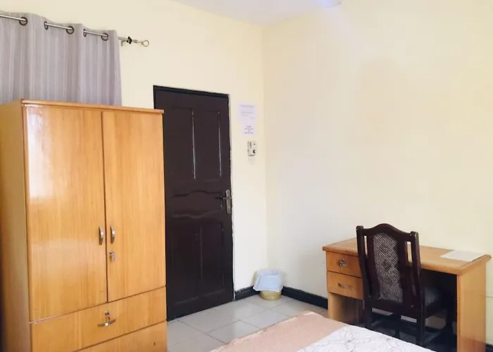 Single Room - Ground Floor