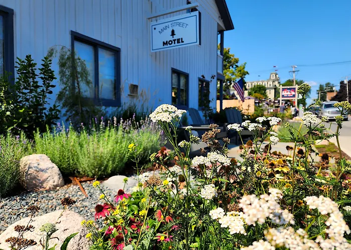 Main Street Motel