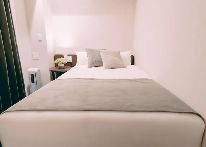 R Hotel Honmachi