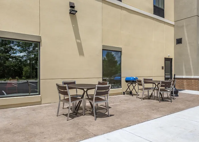 Comfort Suites Dry Ridge