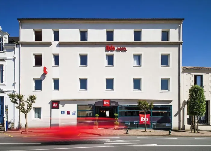 B&B HOTEL Les Sables-d'Olonne Centre Gare