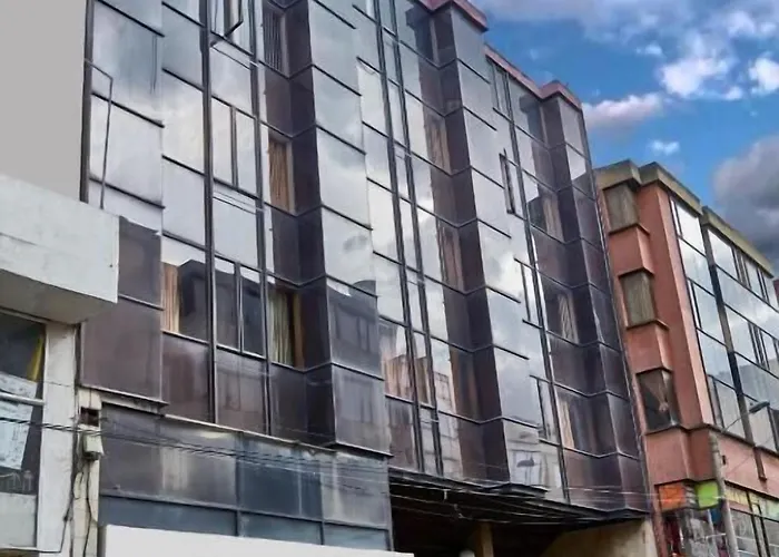Hotel Suarel Center