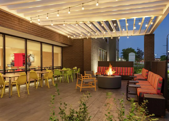 Home2 Suites By Hilton Milwaukee West