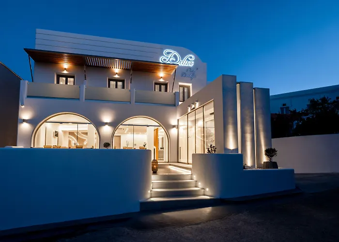 Deluxe Suites Santorini