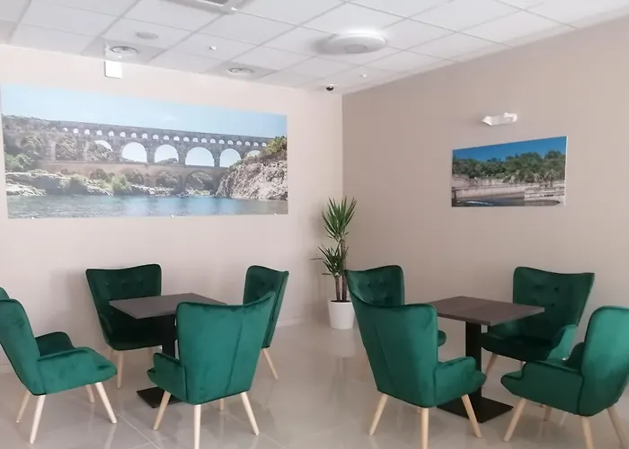 Square Hotel Nîmes