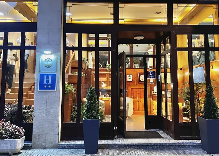 Hotel La Rivera Arenas De Cabrales
