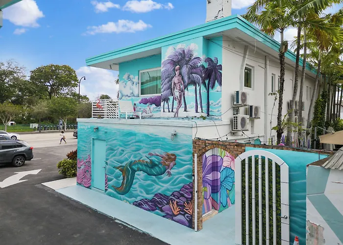 The New Yorker Miami Hotel