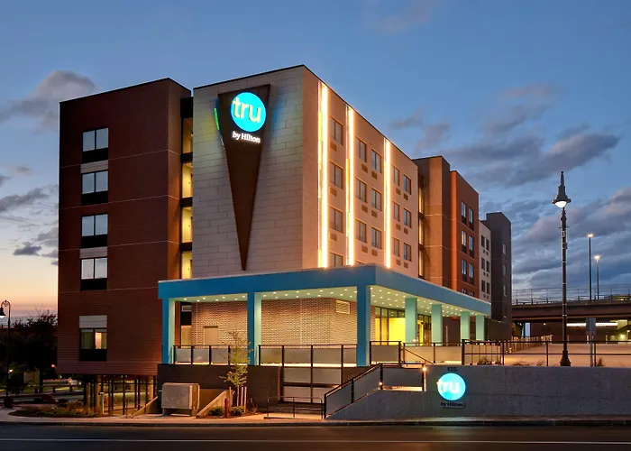 Tru By Hilton Manchester Downtown