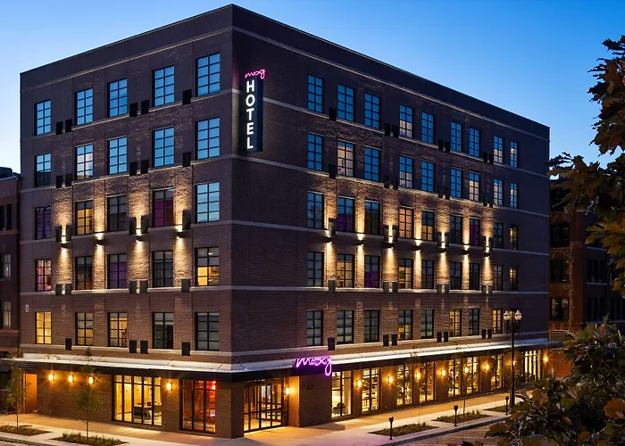 Moxy Omaha Downtown Hotel
