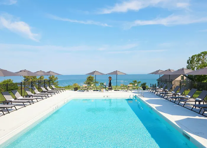 Hotel Moraine