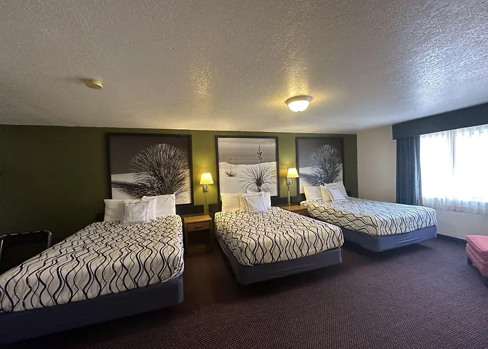 Simple Rewards Inn