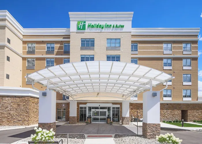 Holiday Inn & Suites Detroit - Troy By Ihg
