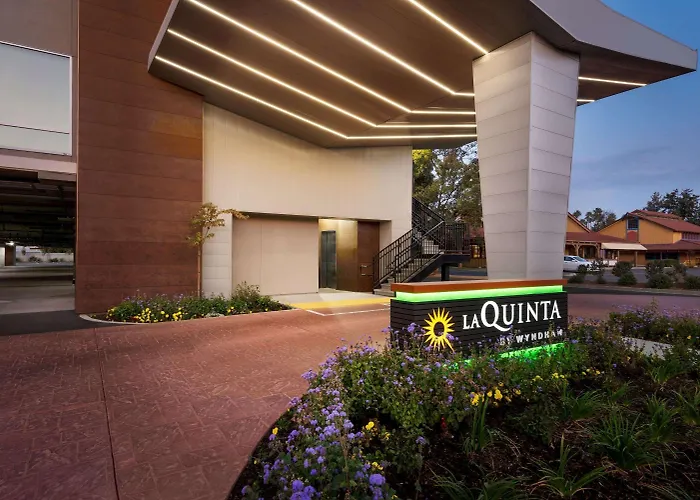 La Quinta By Wyndham Clovis Ca