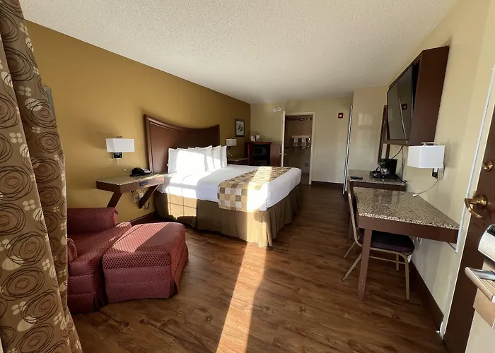 Atkinson Inn & Suites