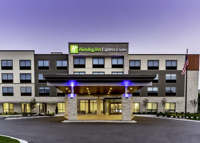 Holiday Inn Express & Suites - Milwaukee West Allis By Ihg