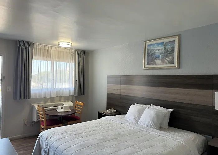 Ritz Motel Elizabeth