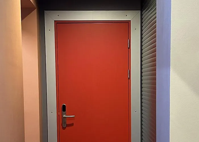 Reddoor Apartment 11 Freeparking