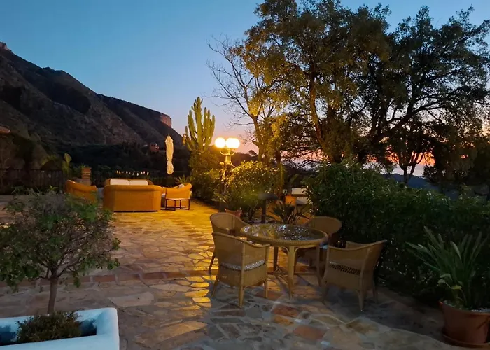 Hotel Rural Los Jarales