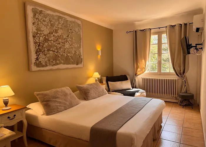 Logis Hotel le Mas De Cure Bourse