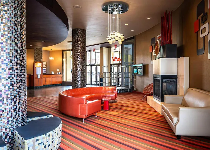 Radisson Hotel Duluth-Harborview