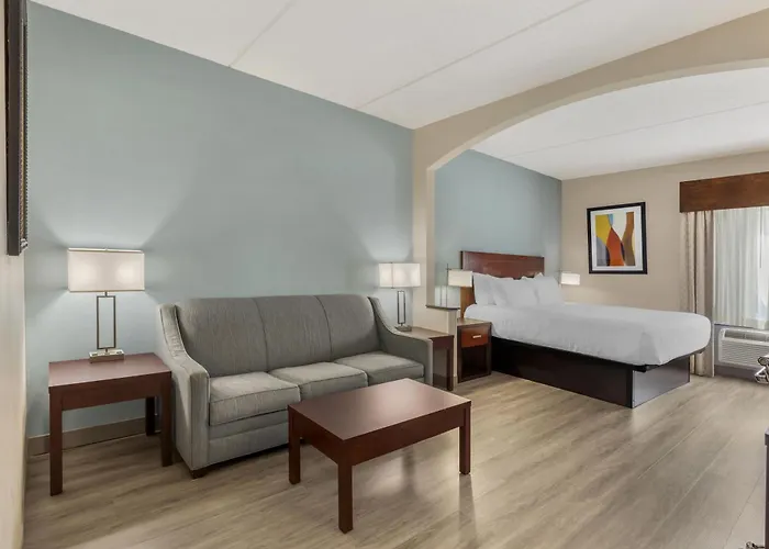Best Western Plus Suites Greenville