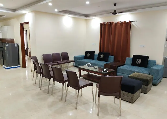 Green Vista Stays Medanta Medicity