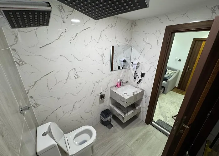 Luxury Accommodation Near Abu Dhabi Airport