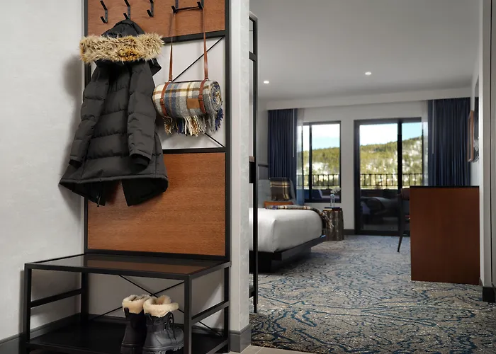 Hotel Alpenrock Breckenridge, Curio Collection By Hilton