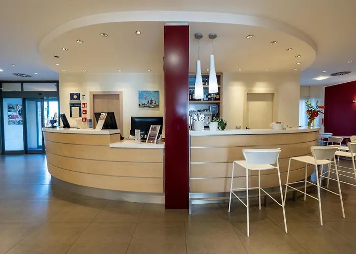 Best Western Palace Inn Hotel