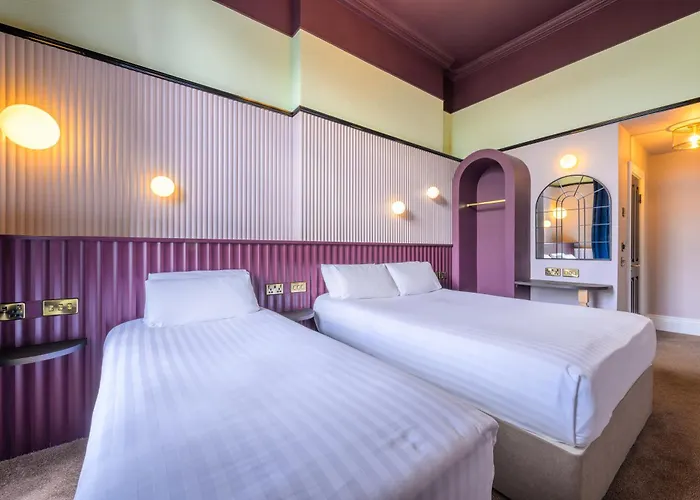 Hotel St George By Nina