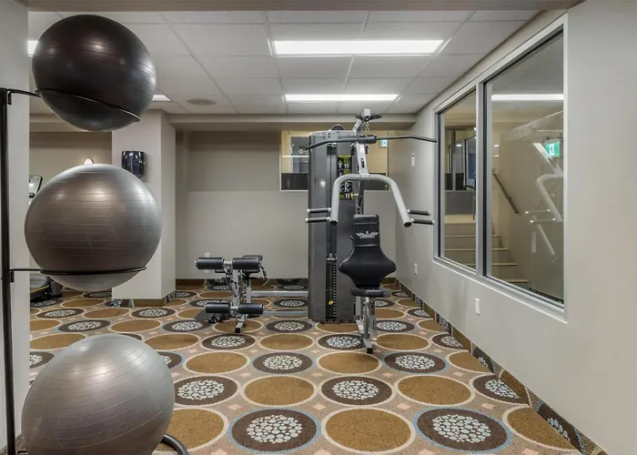 Best Western Plus Chocolate Lake Hotel - Halifax