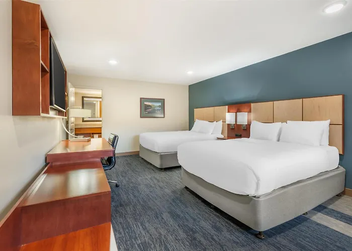 Best Western Plus Clocktower Inn