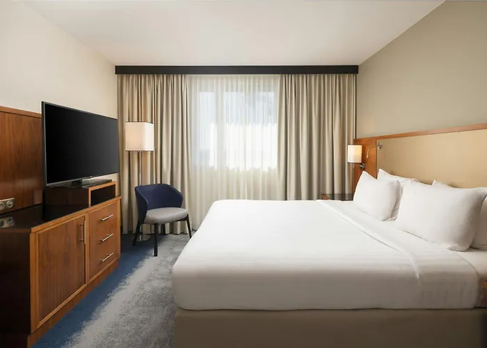 Courtyard By Marriott Toulouse Airport