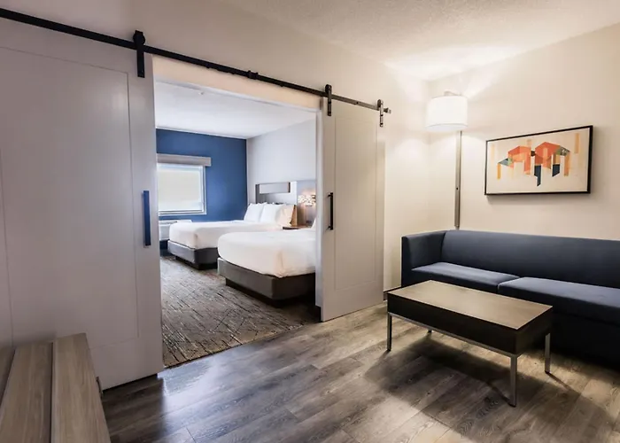 Holiday Inn Express Calgary South By Ihg