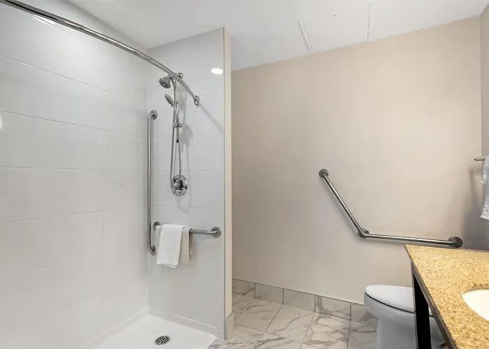 Best Western Plus Suites Downtown Calgary