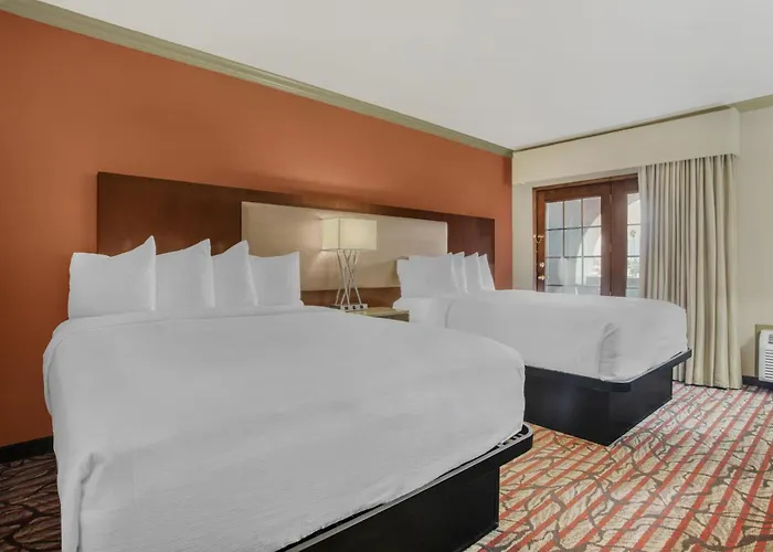 Best Western Plus Brookside Inn