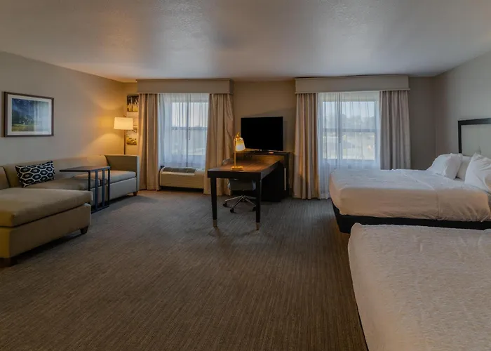 Hampton Inn & Suites-Florence Downtown