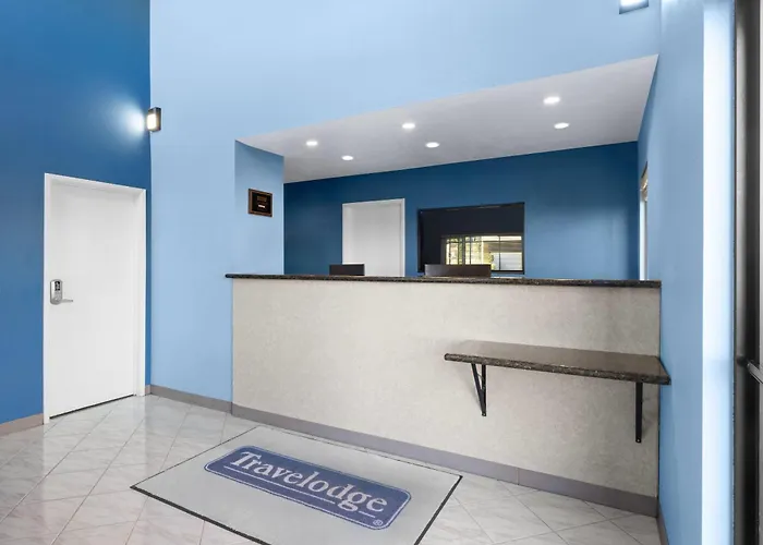 Travelodge By Wyndham Banning Casino And Outlet Mall