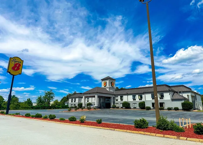 Super 8 By Wyndham Piedmont Greenville Area
