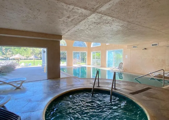 Howard Johnson Pilar Resort Spa & Convention Center