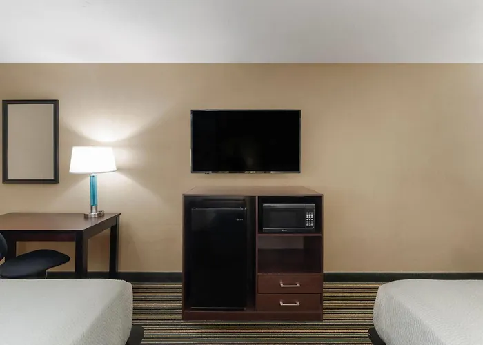 Super 8 By Wyndham