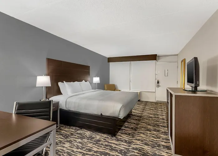 Quality Inn & Suites Easley - Greenville