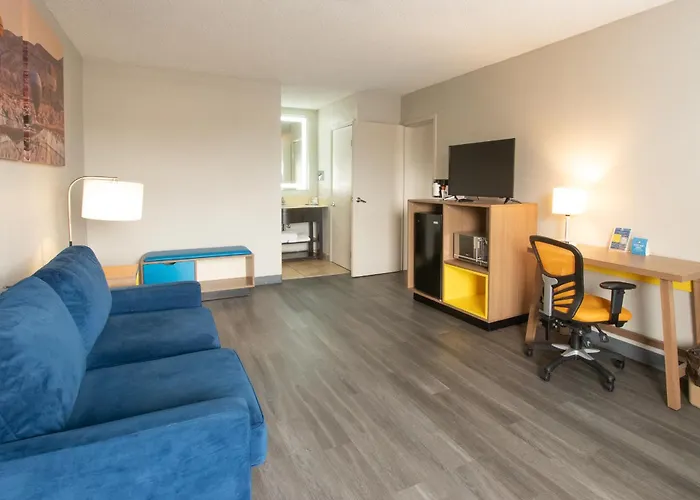 Days Inn&Suites by Wyndham Albuquerque North