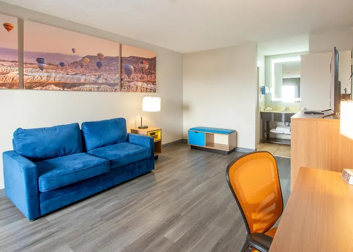 Days Inn & Suites By Wyndham Albuquerque North