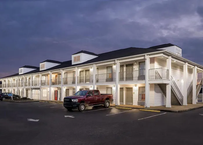 Baymont By Wyndham Tuscaloosa