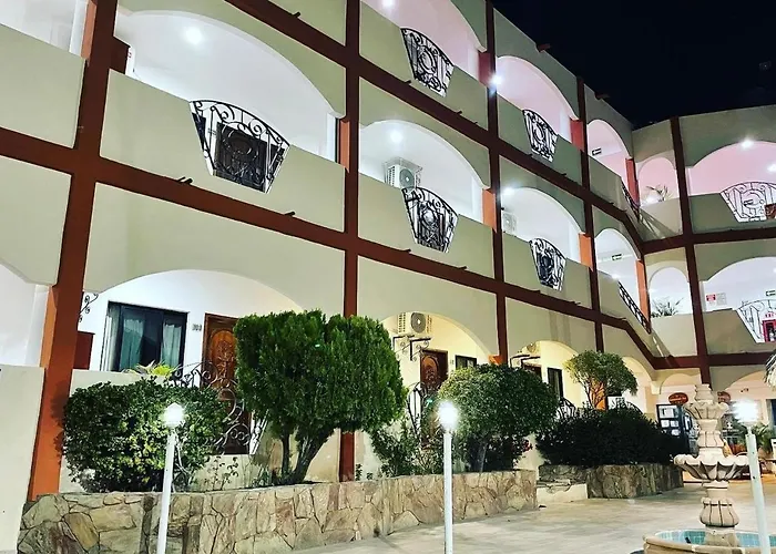 Hotel Las Fuentes